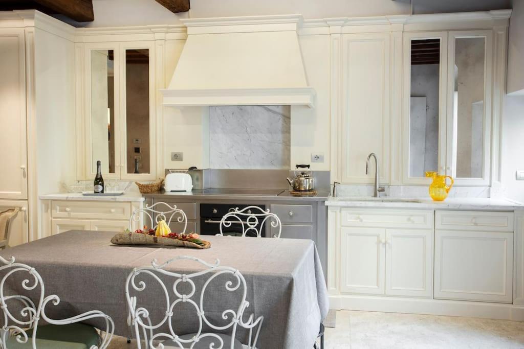 Santa Maria In Campo Apartman Firenze Kültér fotó